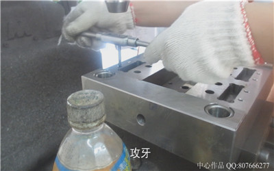 铣床加工[00_26_43][20151206-103952-5]_副本_副本.jpg