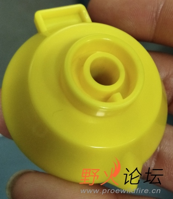 背面