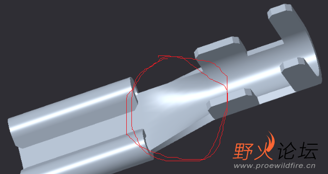 红色圈中使用折弯过渡连接