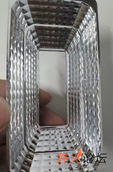 散射状小曲面