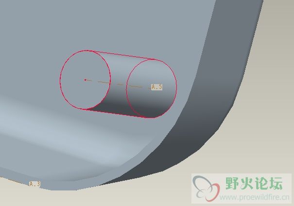 想在这个圆柱体的底部钻一个与圆柱体同轴的螺丝孔